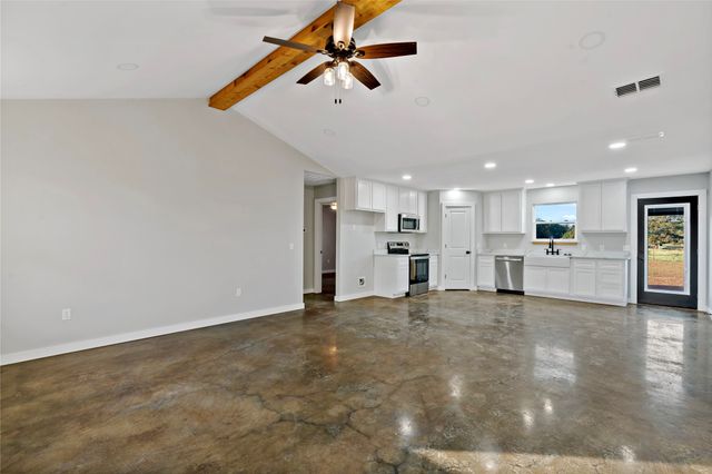 67 PR 43794, Paris, TX 75462