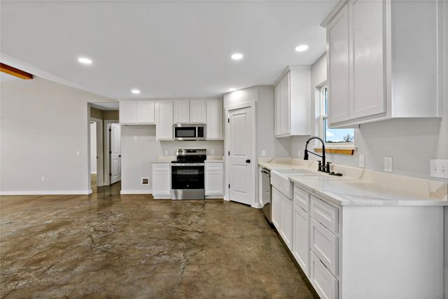 67 PR 43794, Paris, TX 75462