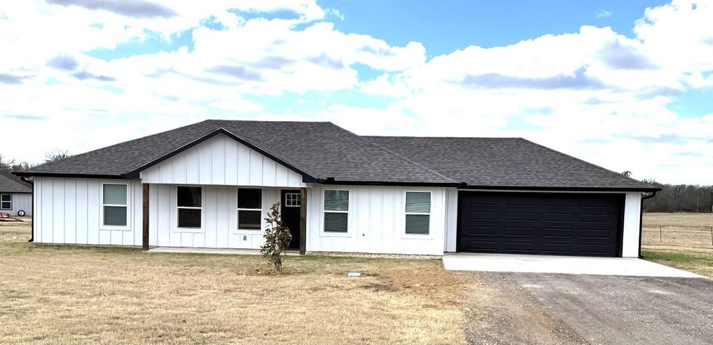 67 PR 43794, Paris, TX 75462