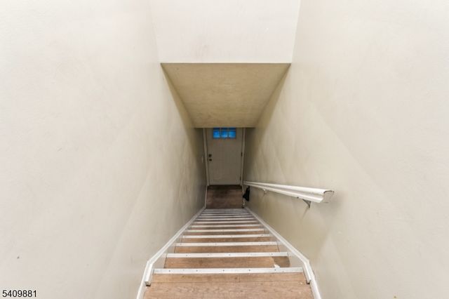 18 Gifford Ct, Maplewood Twp., NJ 07040