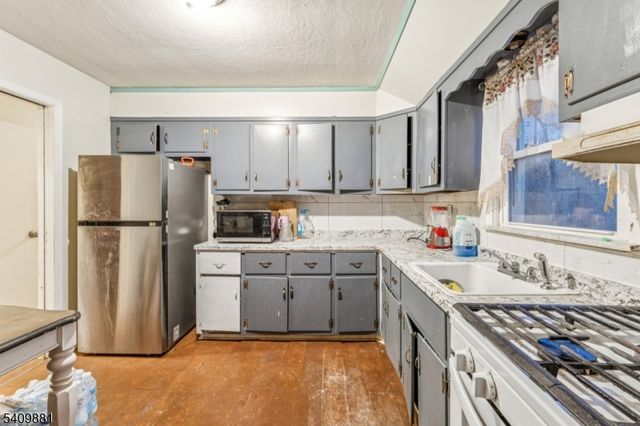 18 Gifford Ct, Maplewood Twp., NJ 07040