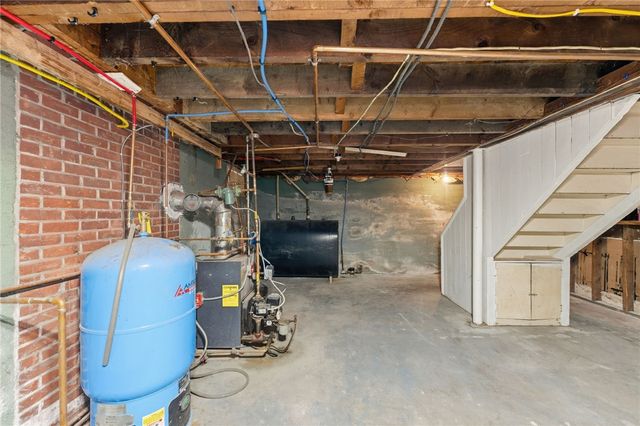 252 South Main Street, Coventry, RI 02816