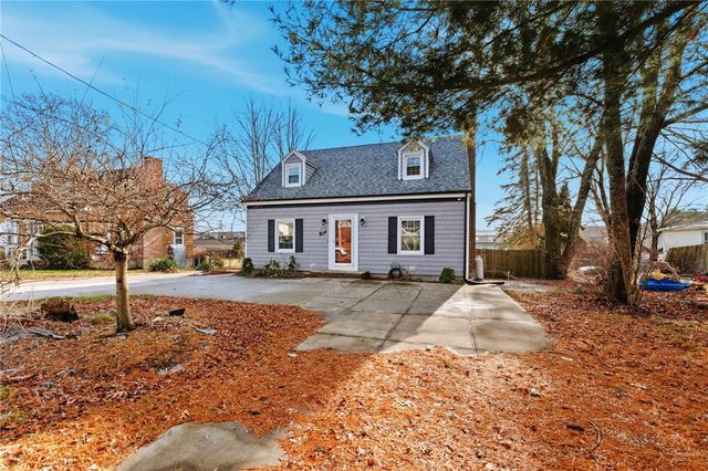 252 South Main Street, Coventry, RI 02816