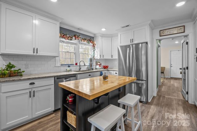 4565 Rob Neal Road, Heath Springs, SC 29058