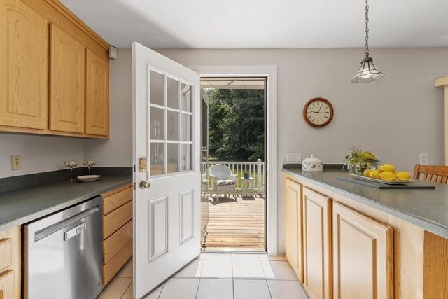 5 Noel Road, Andover, MA 01810