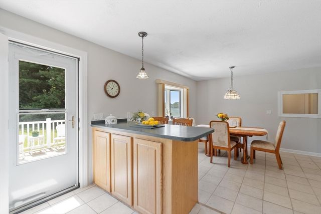 5 Noel Road, Andover, MA 01810
