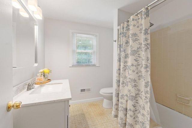 5 Noel Road, Andover, MA 01810