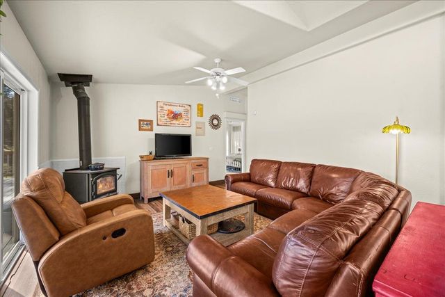 5351 Cosumnes Mine Rd, Somerset, CA 95684