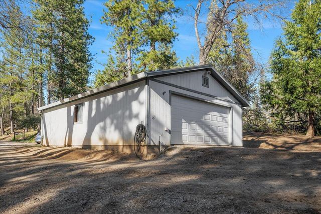 5351 Cosumnes Mine Rd, Somerset, CA 95684