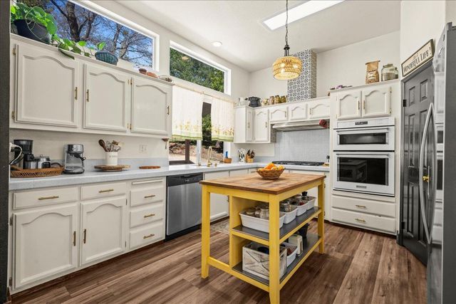 5351 Cosumnes Mine Rd, Somerset, CA 95684