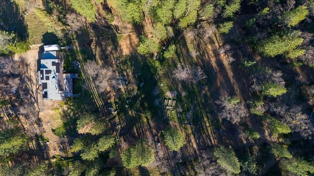 5351 Cosumnes Mine Rd, Somerset, CA 95684