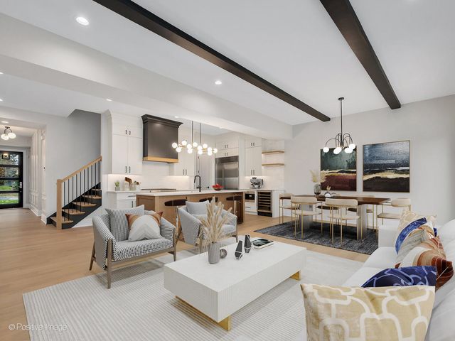 108 N Evergreen Avenue, Elmhurst, IL 60126