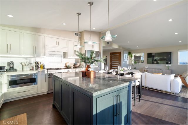 2192 Crestview, Laguna Beach, CA 92651