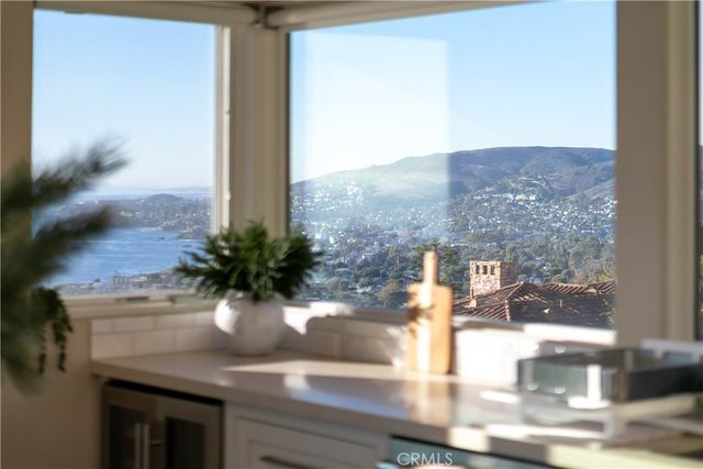 2192 Crestview, Laguna Beach, CA 92651