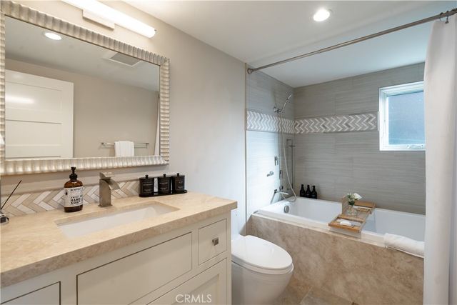 2192 Crestview, Laguna Beach, CA 92651