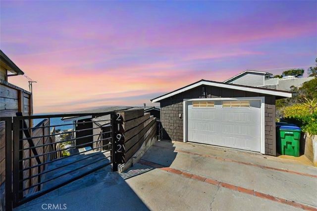 2192 Crestview, Laguna Beach, CA 92651