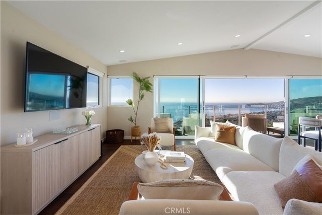 2192 Crestview, Laguna Beach, CA 92651