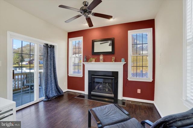 258 N FRONT ST, New Freedom, PA 17349