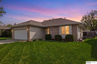 5400 Hunts Drive, Lincoln, NE 68512