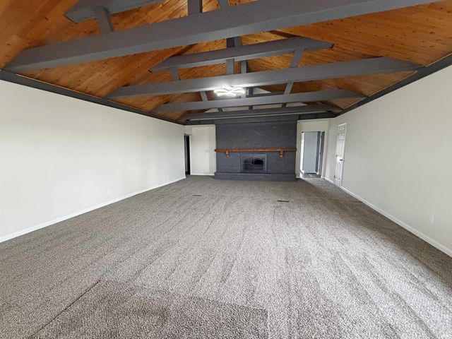 602 E Pike Street, Kirklin, IN 46050