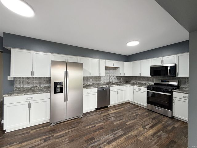 602 E Pike Street, Kirklin, IN 46050