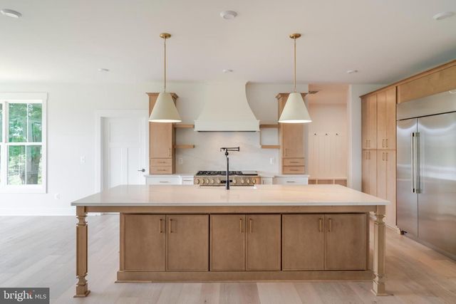 7616 TALBOT RUN RD, Mount Airy, MD 21771