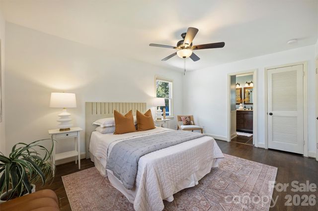 1941 Bentley Place, Charlotte, NC 28205