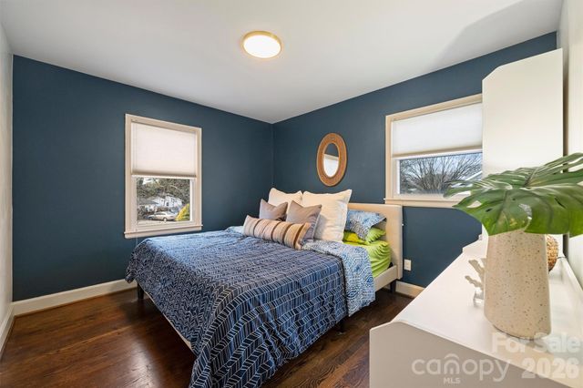 1941 Bentley Place, Charlotte, NC 28205