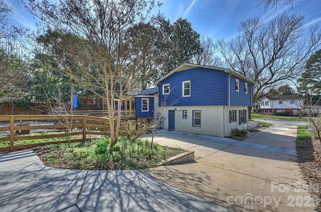 1941 Bentley Place, Charlotte, NC 28205