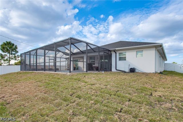 5307 6th ST W, Lehigh Acres, FL 33971