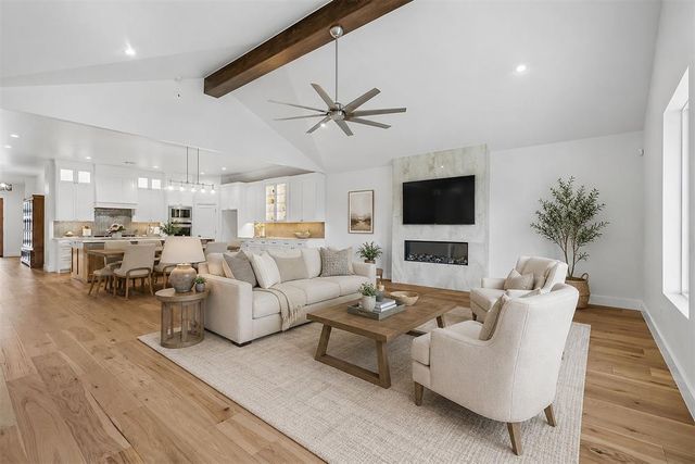 4924 Pont Neuf Road, Edmond, OK 73034