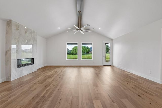 4924 Pont Neuf Road, Edmond, OK 73034