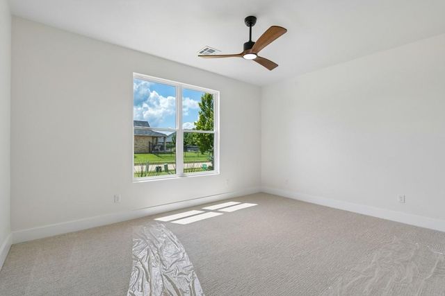 4924 Pont Neuf Road, Edmond, OK 73034