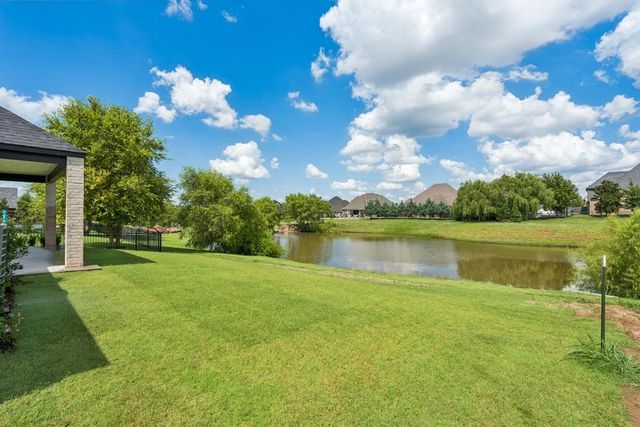 4924 Pont Neuf Road, Edmond, OK 73034