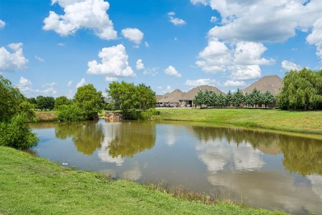 4924 Pont Neuf Road, Edmond, OK 73034