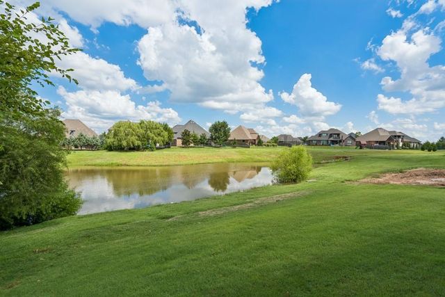 4924 Pont Neuf Road, Edmond, OK 73034