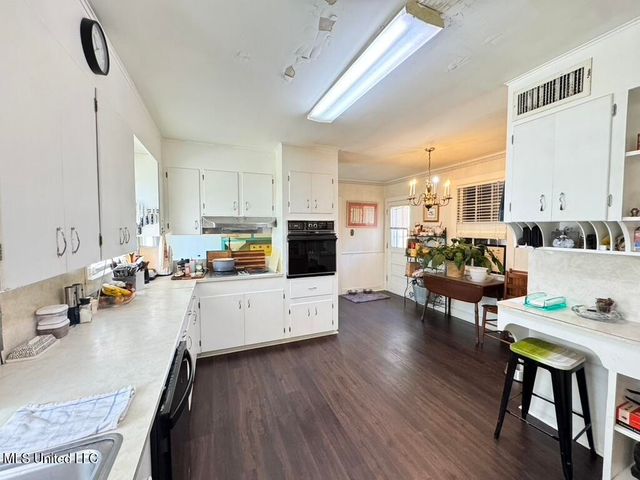 216 Lower Woodville Road, Natchez, MS 39120