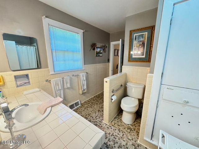 216 Lower Woodville Road, Natchez, MS 39120