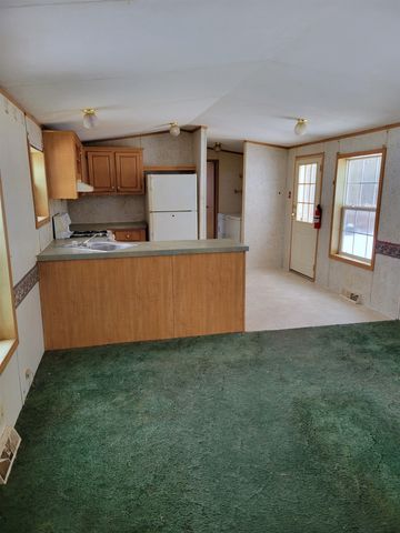 180 Stratton Road, Rutland Town, VT 05755