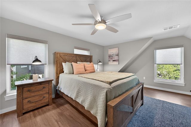 3225 N Kings Cross, Fayetteville, AR 72703
