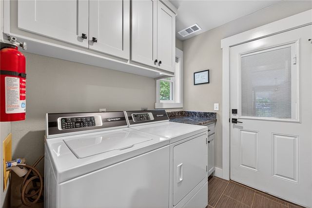 3225 N Kings Cross, Fayetteville, AR 72703