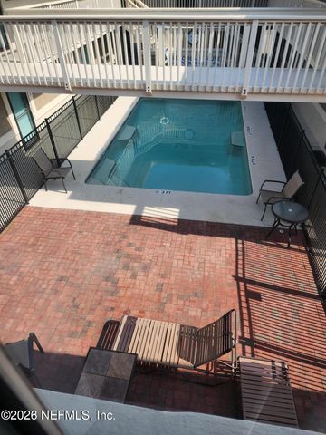 222 14TH Avenue N 111, Jacksonville Beach, FL 32250