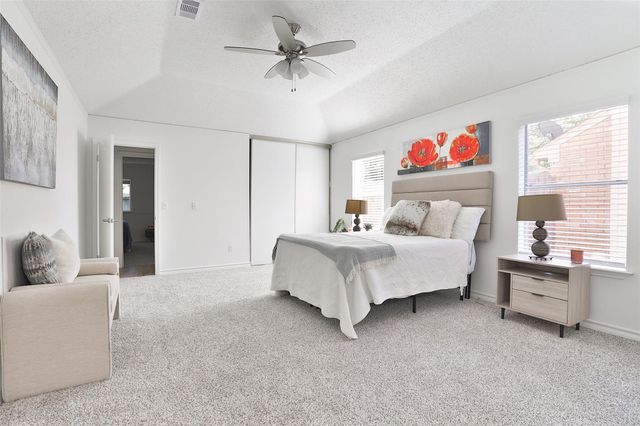 9646 Dapple Lane, Houston, TX 77065