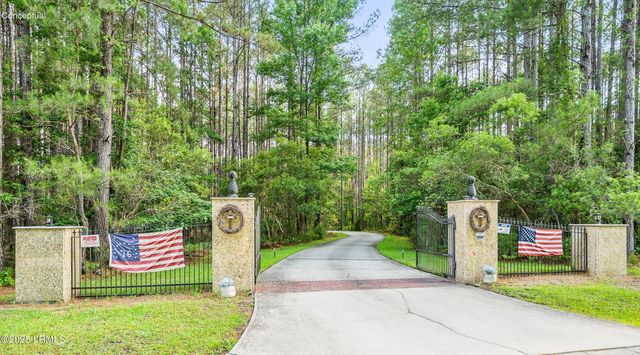 823 Battle Cut Road, Ridgeland, SC 29936