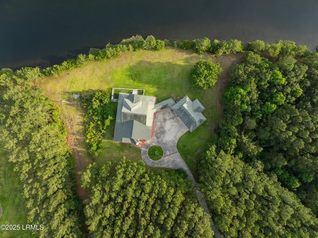 823 Battle Cut Road, Ridgeland, SC 29936