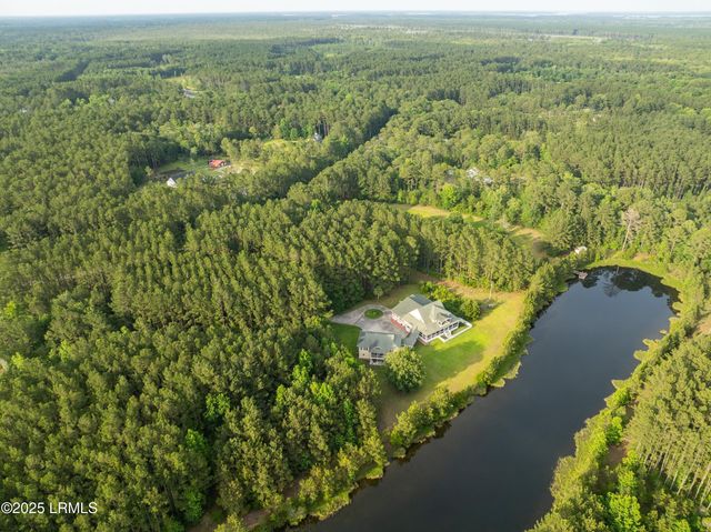 823 Battle Cut Road, Ridgeland, SC 29936