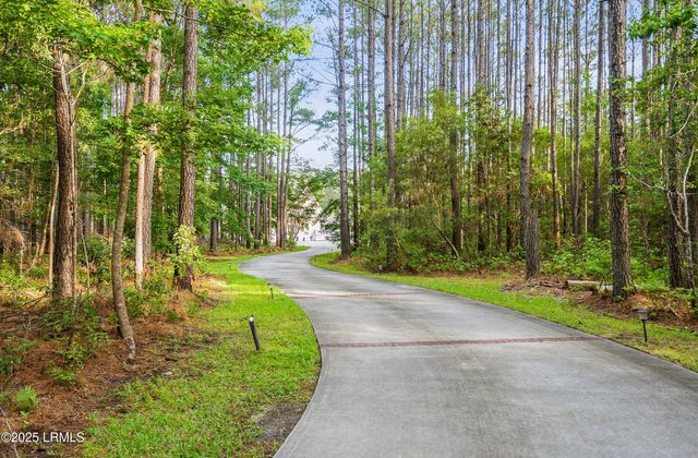 823 Battle Cut Road, Ridgeland, SC 29936