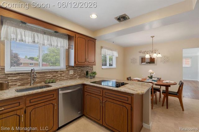 1924 Newman Street, Trenton, MI 48183