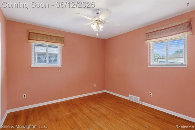 1924 Newman Street, Trenton, MI 48183