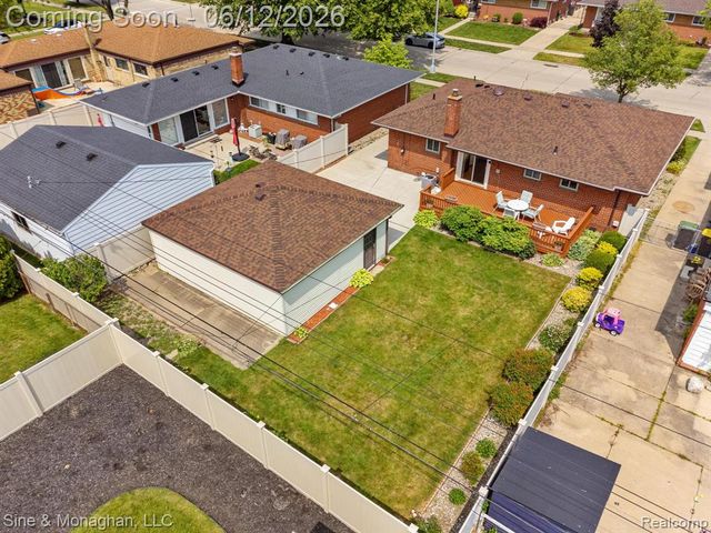 1924 Newman Street, Trenton, MI 48183